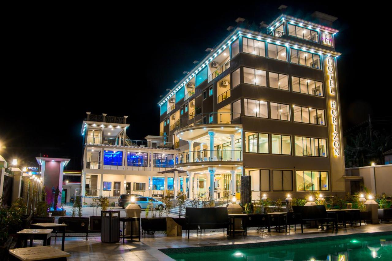 Hotel Horizon เอนเทบเบ้ ภายนอก รูปภาพ