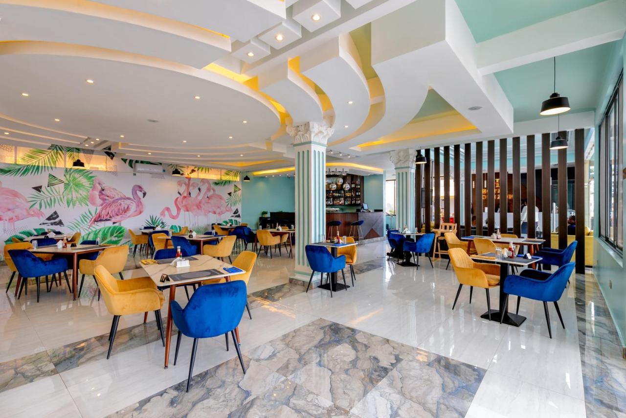 Hotel Horizon เอนเทบเบ้ ภายนอก รูปภาพ