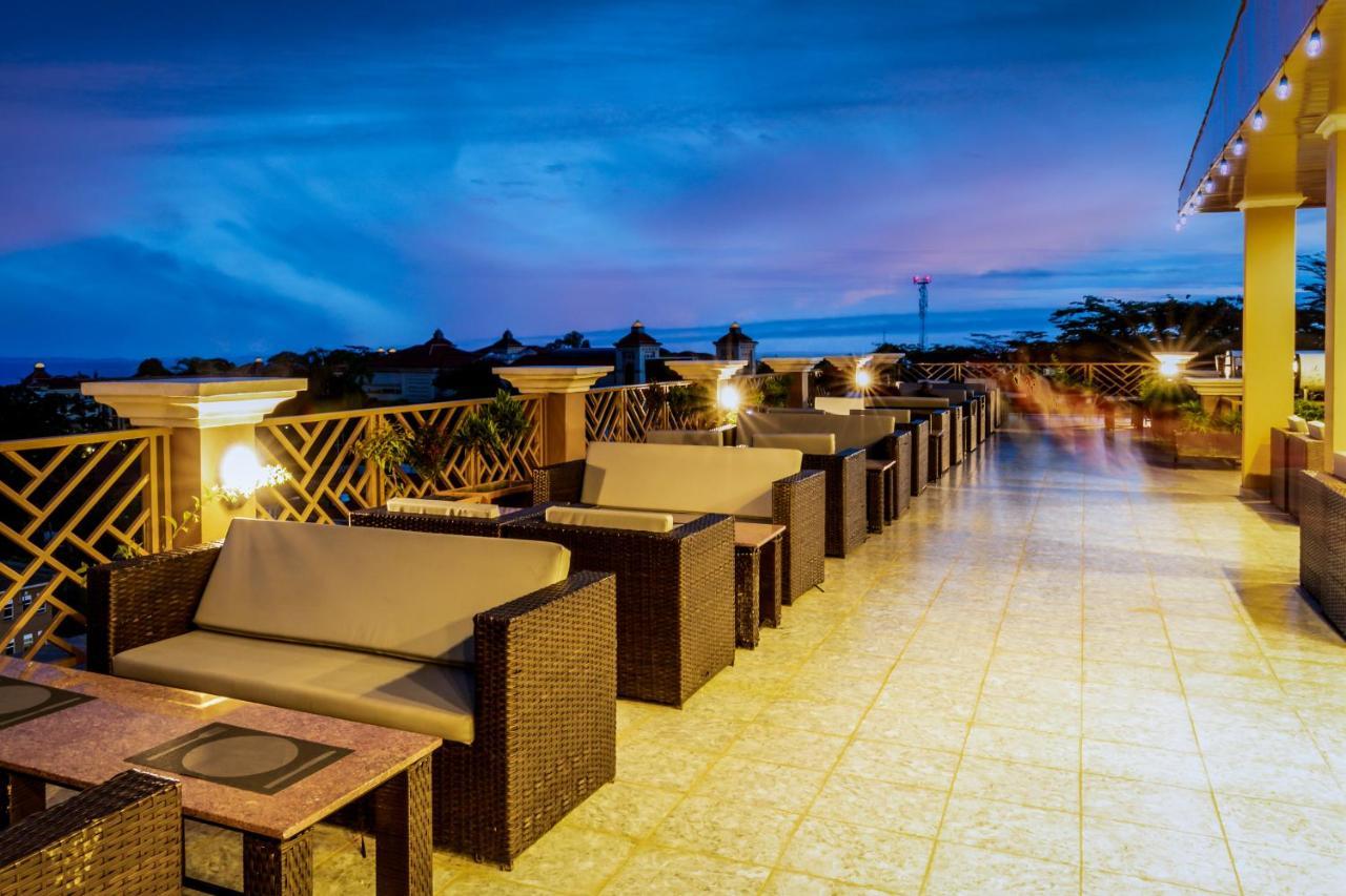 Hotel Horizon เอนเทบเบ้ ภายนอก รูปภาพ